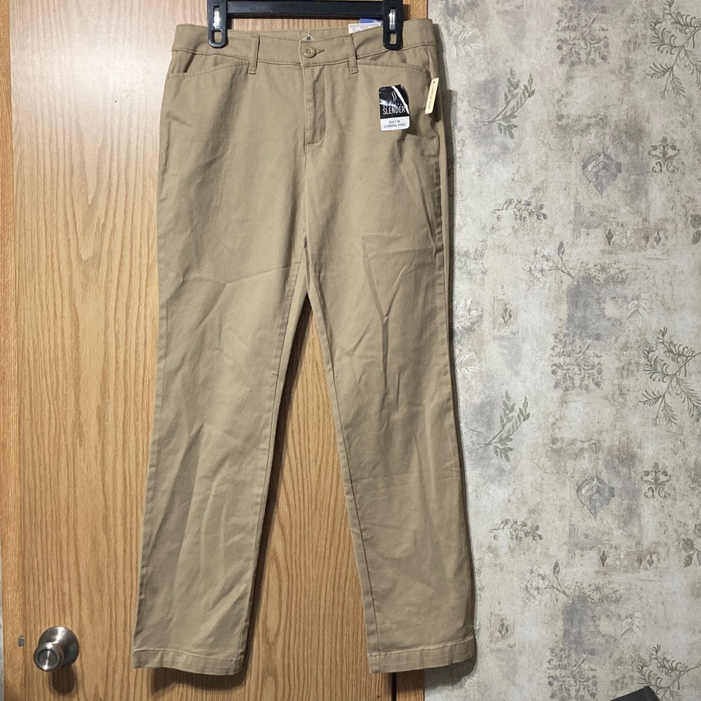 St. John's Bay Women’s Khaki Chinos Size 8 Straight Leg Mid-Rise NWT